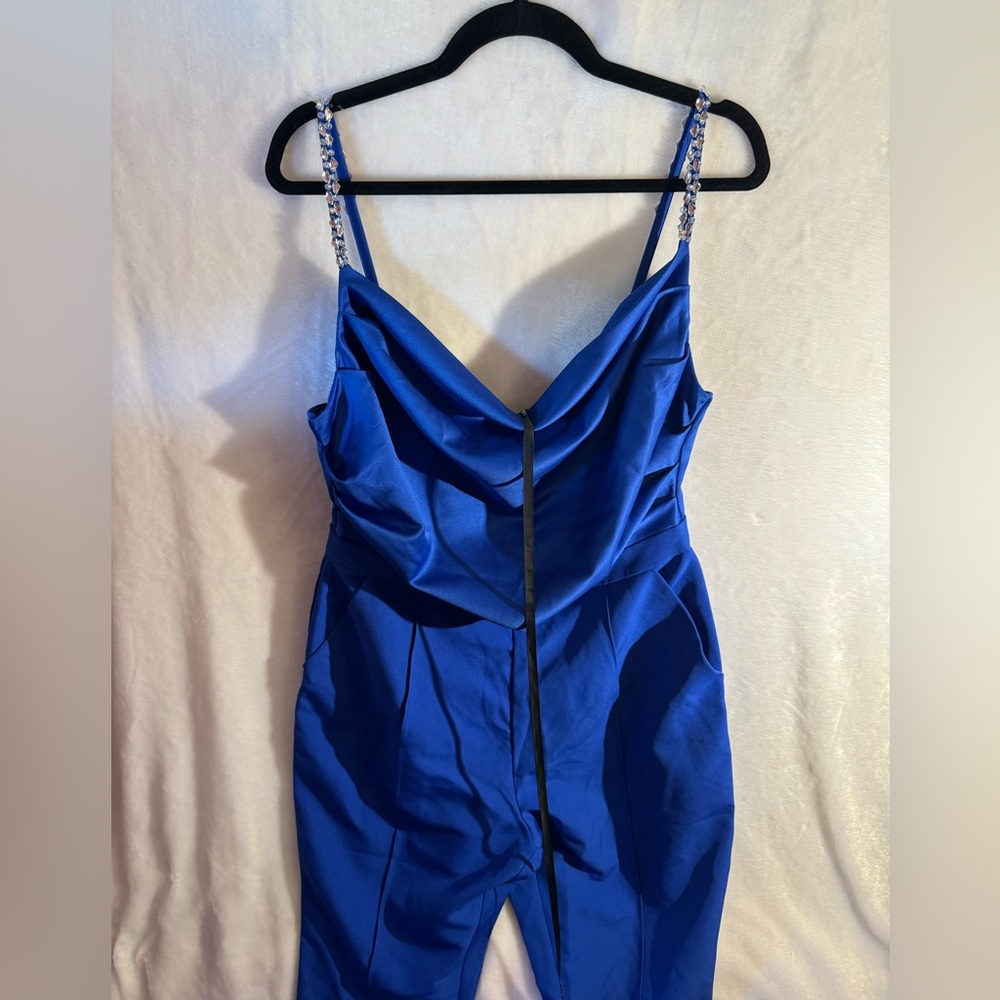 LAVISH ALICE Colbat Blue Cowl-Neck Jumpsuit - Picture 6 of 12